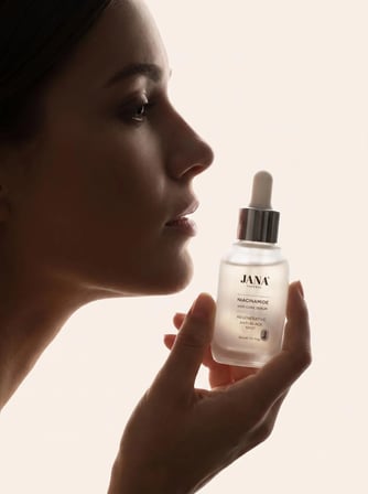 Niacinamide %10 Leke ve Siyah Nokta Karşıtı Serum