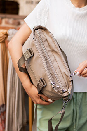 Kadın 4 Gözlü Suya Dayanıklı Paraşüt Kumaş Ayarlanabilir Çapraz Askılı El Ve Omuz Çantası