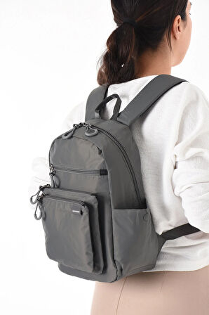 Unisex Suya Dayanıklı Paraşüt Kumaş 4 Bölmeli Laptop Bölmeli Seyahat Ve Okul Çantası