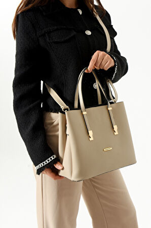 Kadın Uzun Askılı 4 Bölmeli Gold Aksesuarlı Sade Şık Kum Rengi Omuz Ve El Çantası