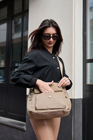 Kadın Suya Dayanıklı Krinkıl Kumaş Çok Gözlü Ayarlanabilir Çapraz Askılı Bej Renkli Omuz Çantası