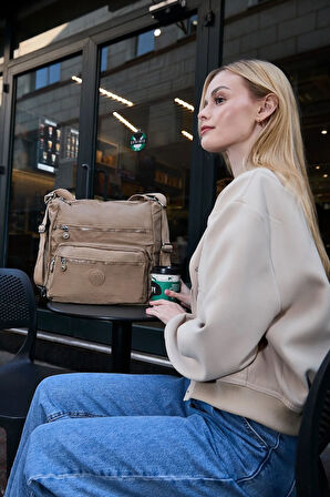 Kadın 7 Bölmeli Krinkıl Kumaş Suya Dayanıklı Bej Omuz Ve Sırt Çantası