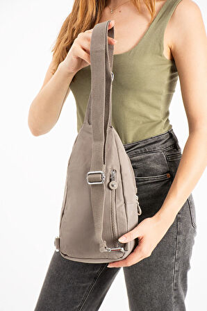 Kadın Krinkıl Kumaş Suya Dayanıklı Çapraz Askılı Vizon Renk Body Bag