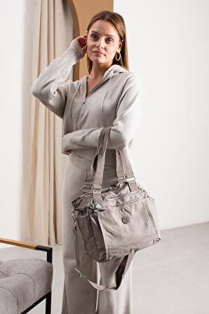 Kadın 4 Bölmeli Suya Dayanıklı Saten Kumaş Çapraz Ve Omuz Askılı Çanta