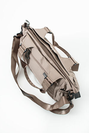 Hafif ve Dayanıklı Paraşüt Kumaş El Ve Çapraz Askılı Çok Bölmeli Çanta