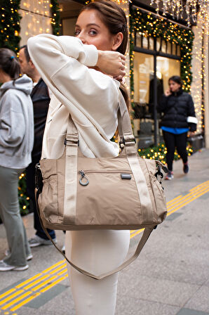 Hafif ve Dayanıklı Paraşüt Kumaş El Ve Çapraz Askılı Çok Bölmeli Çanta