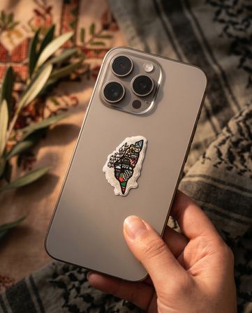 Filistin Temalı Sanatsal Harita Figürlü 3D Telefon Arka Süs A300122