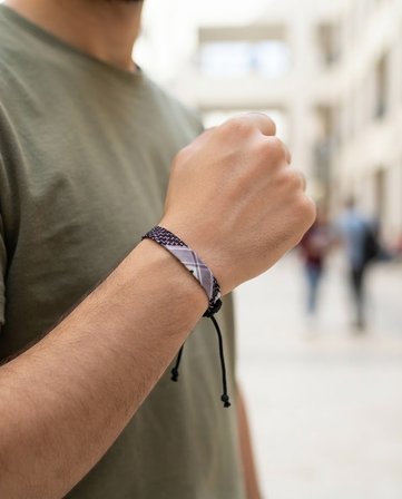 Siyah beyaz Filistin kefiyesi işlemeli Ayarlanabilir bileklik A300153