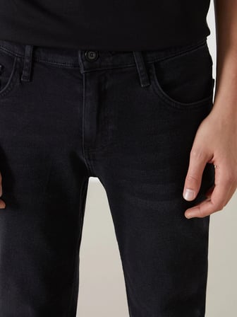 LCW Jeans SİYAH 750 Slim Fit Erkek Jean Pantolon