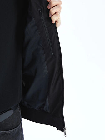 LCWAIKIKI Classic SİYAH Standart Kalıp Kolej Yaka Erkek Mont