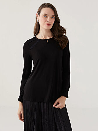 LCW Grace Siyah Bisiklet Yaka Dantel Detaylı Kadın Bluz
