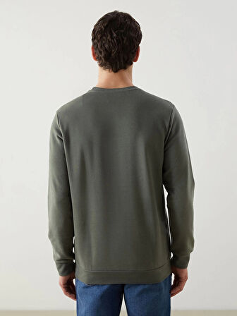 LCWAIKIKI Basic Haki Bisiklet Yaka Uzun Kollu Erkek Sweatshirt