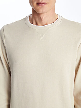 LCWAIKIKI Classic Bej Bisiklet Yaka Uzun Kollu Erkek Sweatshirt