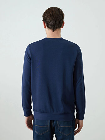 LCWAIKIKI Classic Lacivert Bisiklet Yaka Uzun Kollu Baskılı Erkek Sweatshirt