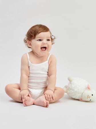 LCW baby Ekru Organik Kumaş Kız Bebek Çıtçıtlı Bodysuit 3'lü