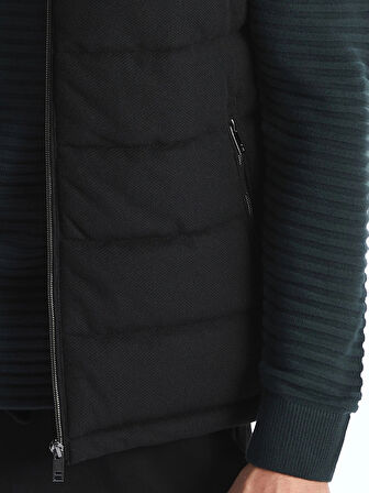 LCW Vision Siyah Slim Fit Dik Yaka Erkek Şişme Yelek