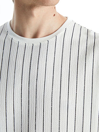 LCW Vision Beyaz Bisiklet Yaka Kısa Kollu Çizgili Erkek Dokulu Tişört