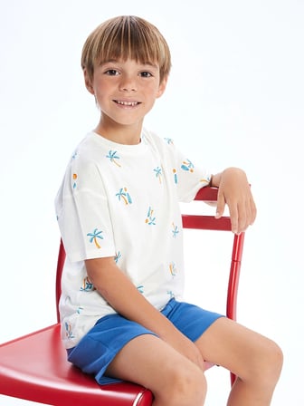 LCW Kids Ekru Bisiklet Yaka Desenli Penye Erkek Bebek Tişört
