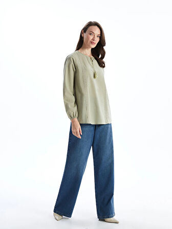 LCW Grace Haki Bağlamalı Yaka Nakışlı Kadın Bluz