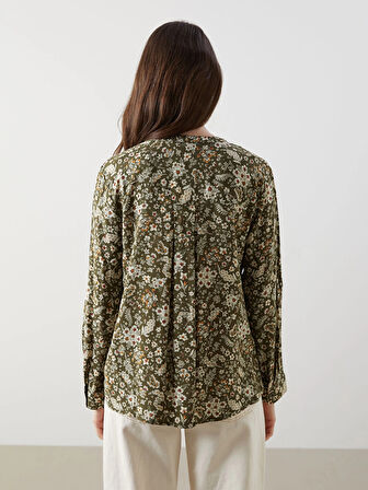 LCW Grace Haki Kaçık Yaka Desenli Kadın Bluz