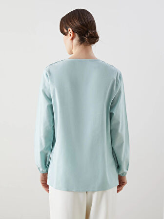 LCW Grace Yeşil Kaçık Yaka Nakışlı Kadın Bluz