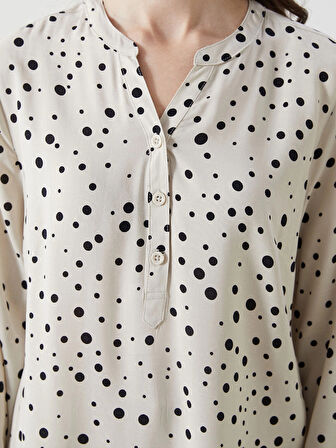 LCW Grace Bej Kaçık Yaka Desenli Kadın Bluz