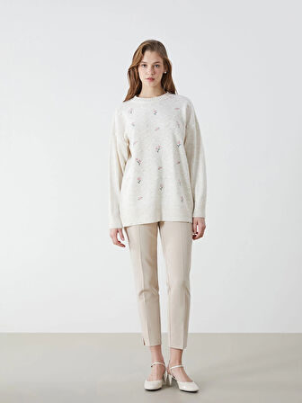 LCW Modest Ekru Bisiklet Yaka Çiçek Nakışlı Kadın Triko Tunik
