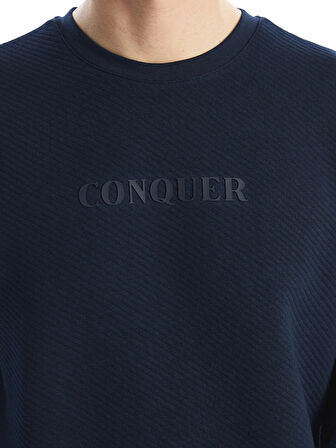 LCWAIKIKI Classic Lacivert Bisiklet Yaka Uzun Kollu Baskılı Erkek Sweatshirt