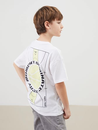 LCW Kids Beyaz Bisiklet Yaka Erkek Çocuk Tişört