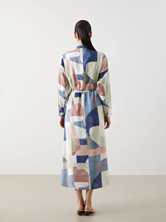 LCWAIKIKI Classic Karişik Hakim Yaka Desenli Kadın Gömlek Elbise