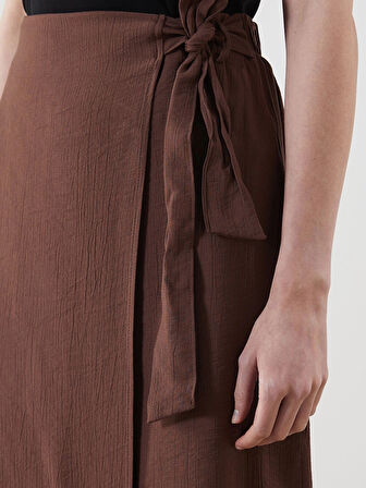 LCWAIKIKI Classic Kahverengi Beli Lastikli Kadın Etek