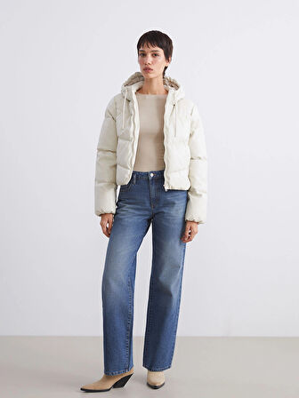 LCW Vision Ekru Kadın Kapüşonlu Düz Şişme Mont