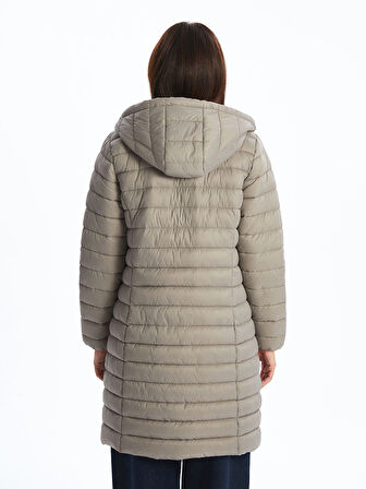 LCWAIKIKI Classic Kahverengi Kapüşonlu Kadın Şişme Mont