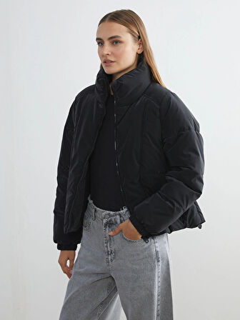 LCW Vision Siyah Dik Yaka Oversize Deri Görünümlü Kadın Şişme Mont