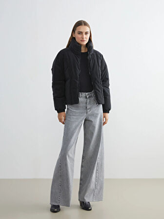 LCW Vision Siyah Dik Yaka Oversize Deri Görünümlü Kadın Şişme Mont