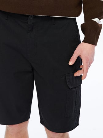 XSIDE Siyah Standart Kalıp Gabardin Erkek Kargo Şort