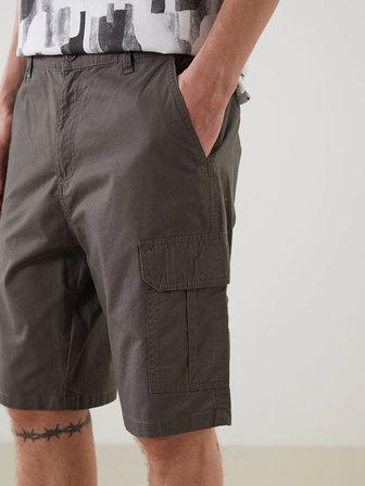 XSIDE Haki Standart Kalıp Gabardin Erkek Kargo Şort