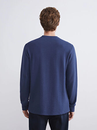 LCWAIKIKI Classic Lacivert Bisiklet Yaka Uzun Kollu Erkek Sweatshirt