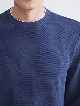 LCWAIKIKI Classic Lacivert Bisiklet Yaka Uzun Kollu Erkek Sweatshirt