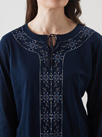 LCW Grace Lacivert Bağlamalı Yaka Desenli Bluz