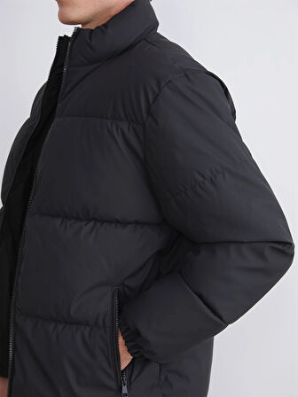 XSIDE Siyah Rahat Kalıp Dik Yaka Erkek Şişme Mont