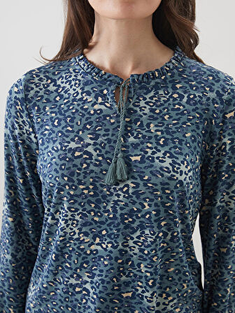 LCW Grace Mavi Bağlamalı Yaka Etnik Desenli Bluz