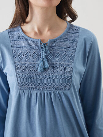 LCW Grace Mavi Bisiklet Yaka Nakışlı Bluz