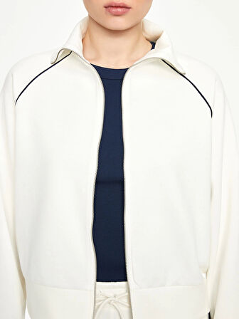 LCWAIKIKI Classic Ekru Dik Yaka Oversize Kadın Fermuarlı Sweatshirt