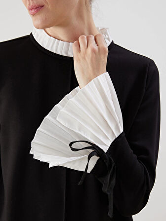 LCWAIKIKI Classic Siyah Pileli Kontrast Detaylı Kadın Tunik