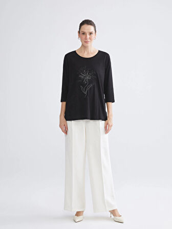 LCW Grace Siyah Bisiklet Yaka Çiçek Nakışlı Bluz