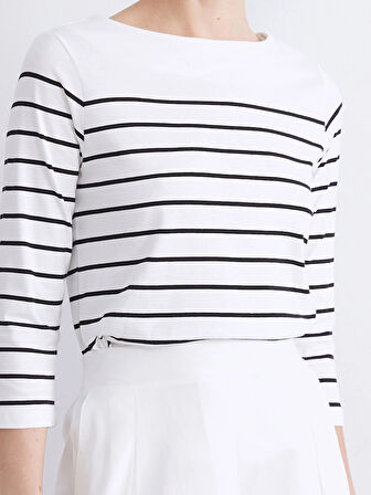 LCWAIKIKI Classic Siyah Bisiklet Yaka Çizgili Kadın Tişört