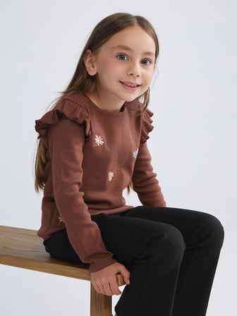 LCW Kids Kahverengi Bisiklet Yaka Çiçek Nakışlı Kız Çocuk Tişört
