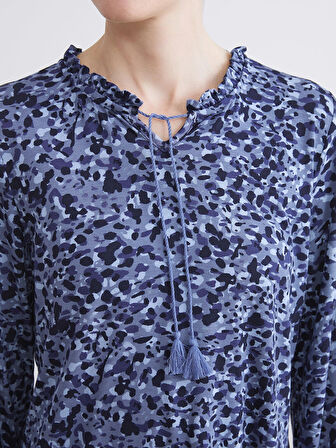 LCW Grace Lacivert Bağlamalı Yaka Desenli Bluz