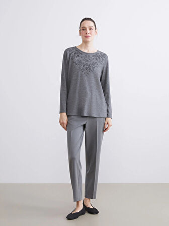 LCW Grace Antrasit Bisiklet Yaka Çiçek Nakışlı Bluz